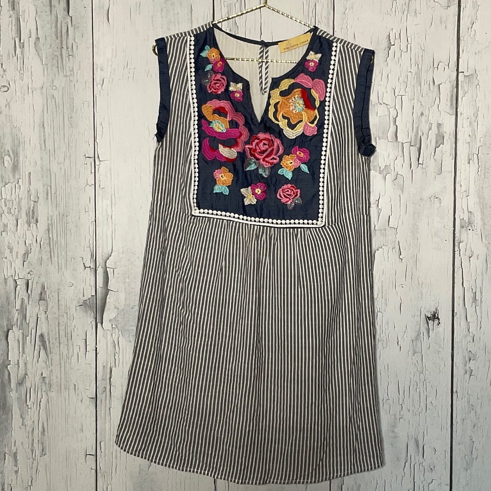 How Very Loved Striped Floral Embroidery Dress Sz M NWOT